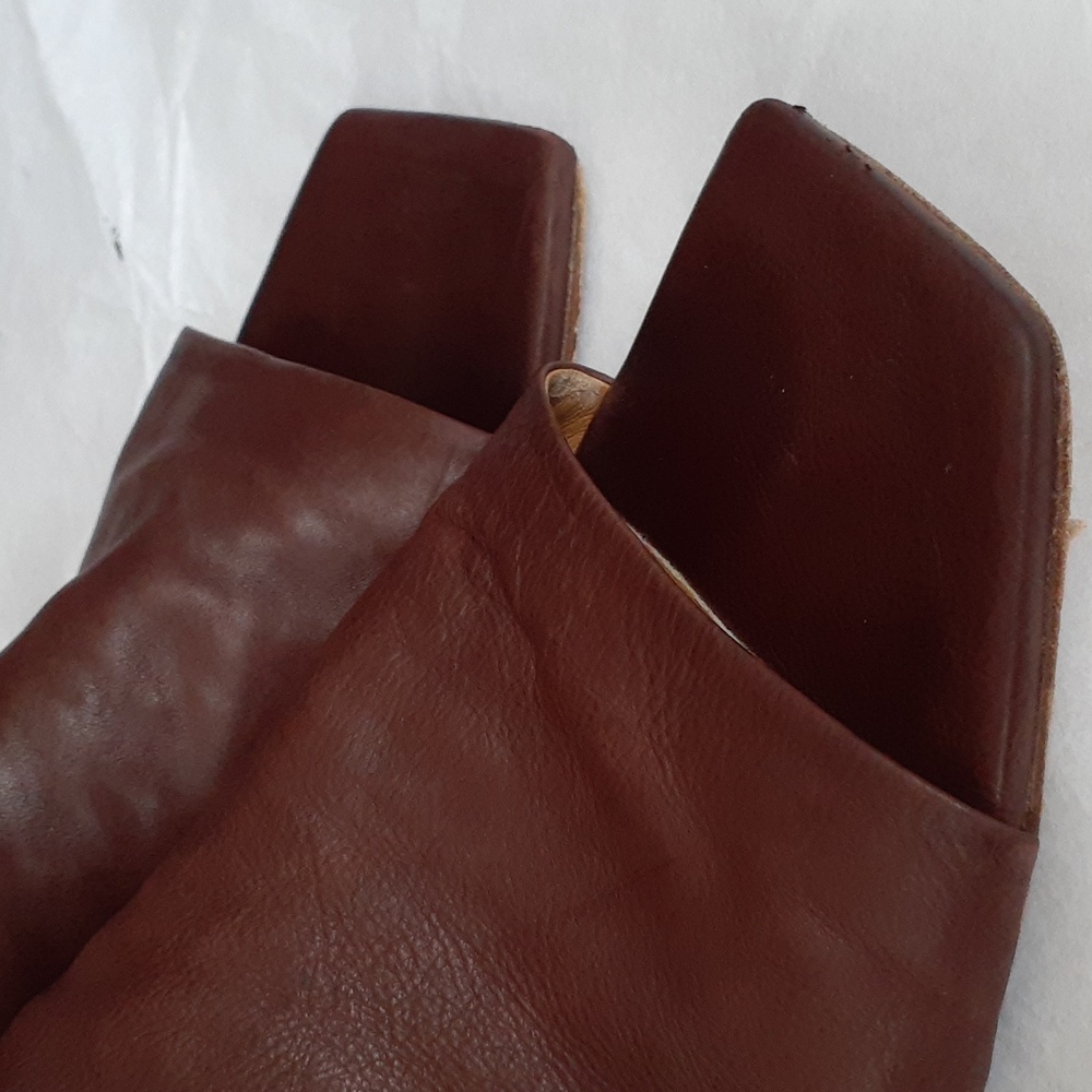 Women’s Slide Loafers - Brown Leather Slip-On Flats - Picture 2 of 8